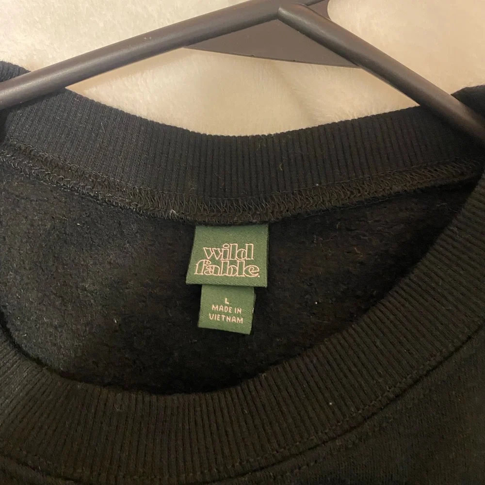 Wild Fable longsleeve crop tops - Picture 2 of 3